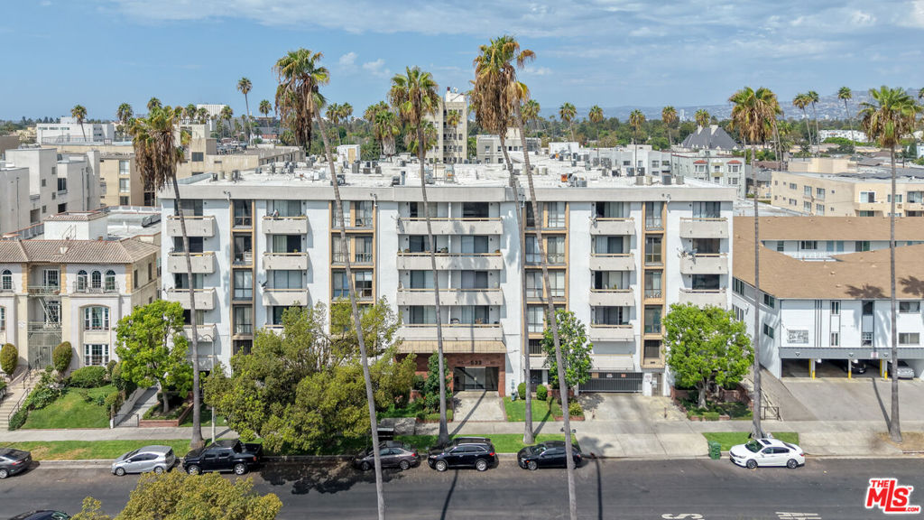 main property photo 17