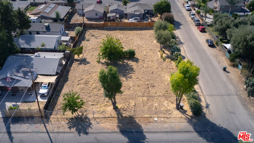main property photo 22