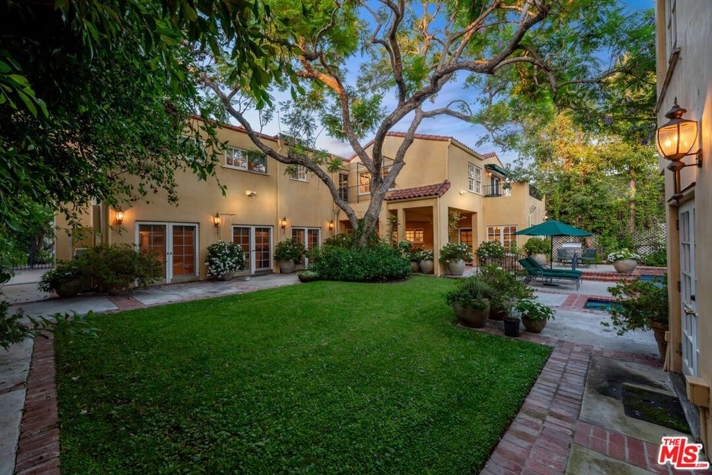 main property photo 15