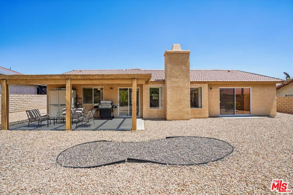 main property photo 31
