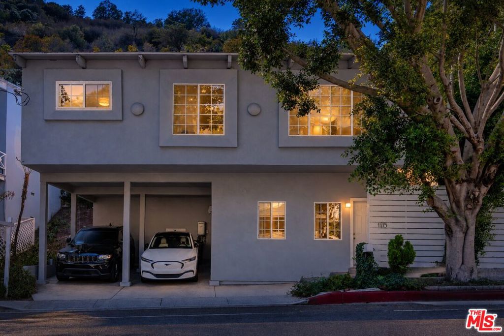 main property photo 0