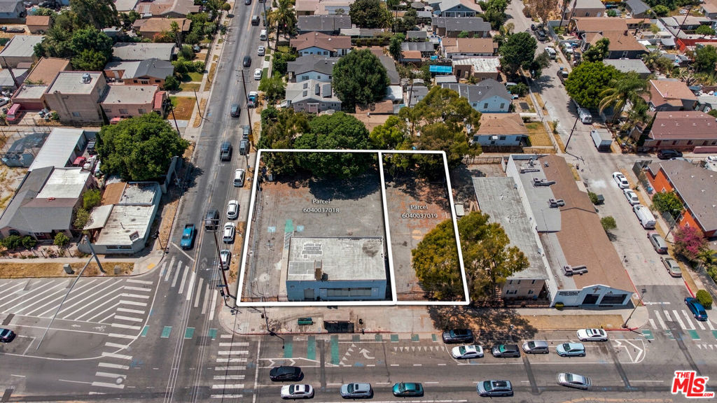 main property photo 13