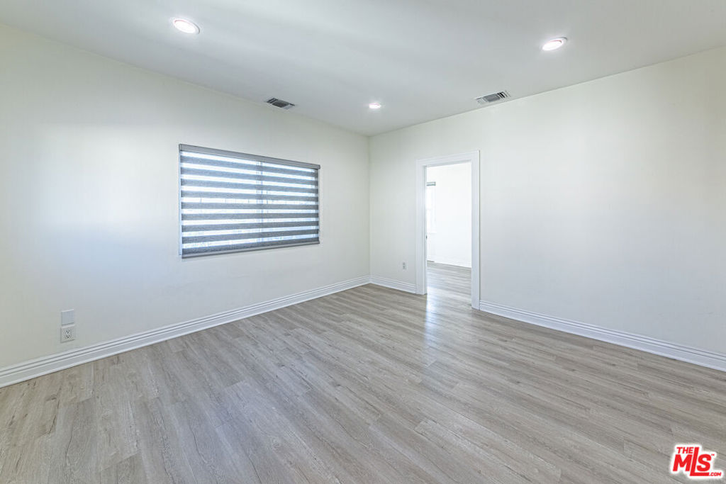 main property photo 70