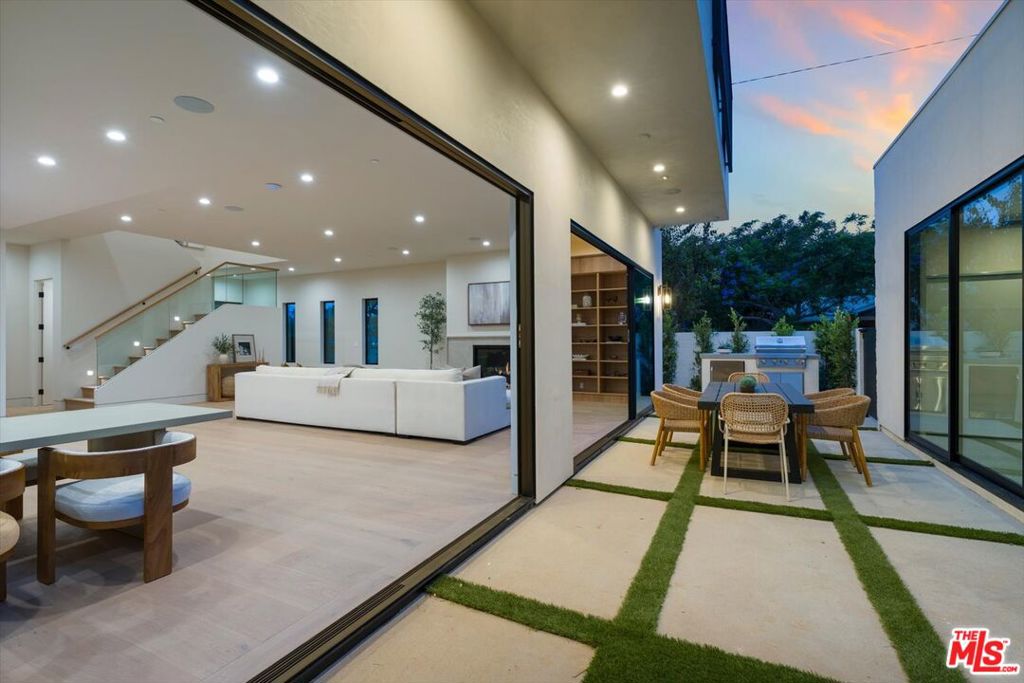 main property photo 51
