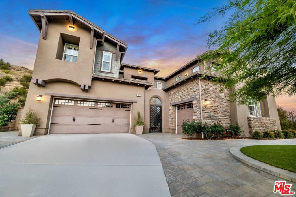 main property photo 5