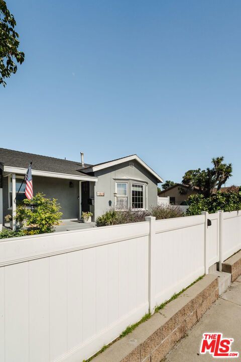 main property photo 51