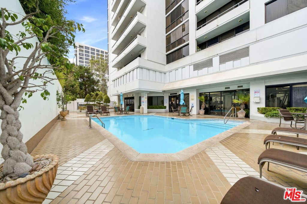 main property photo 62