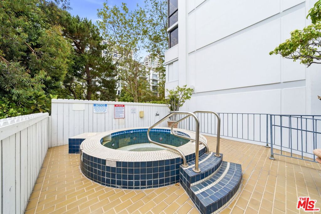 main property photo 66
