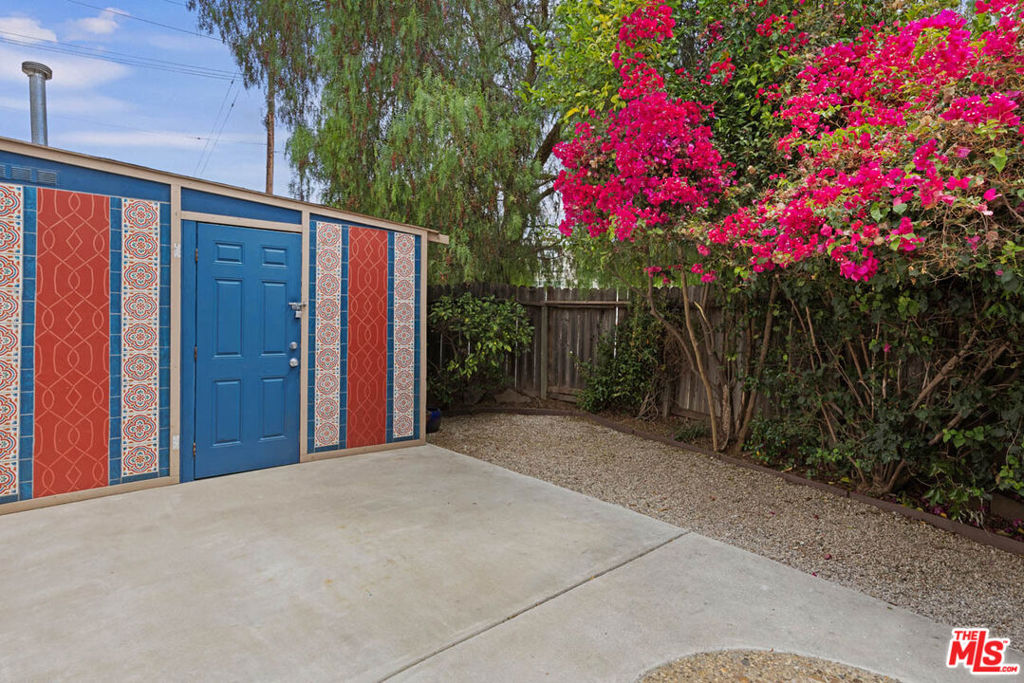 main property photo 15