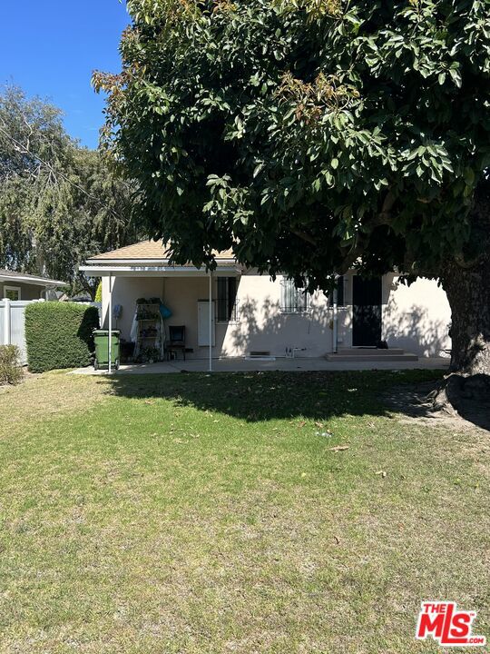 main property photo 8