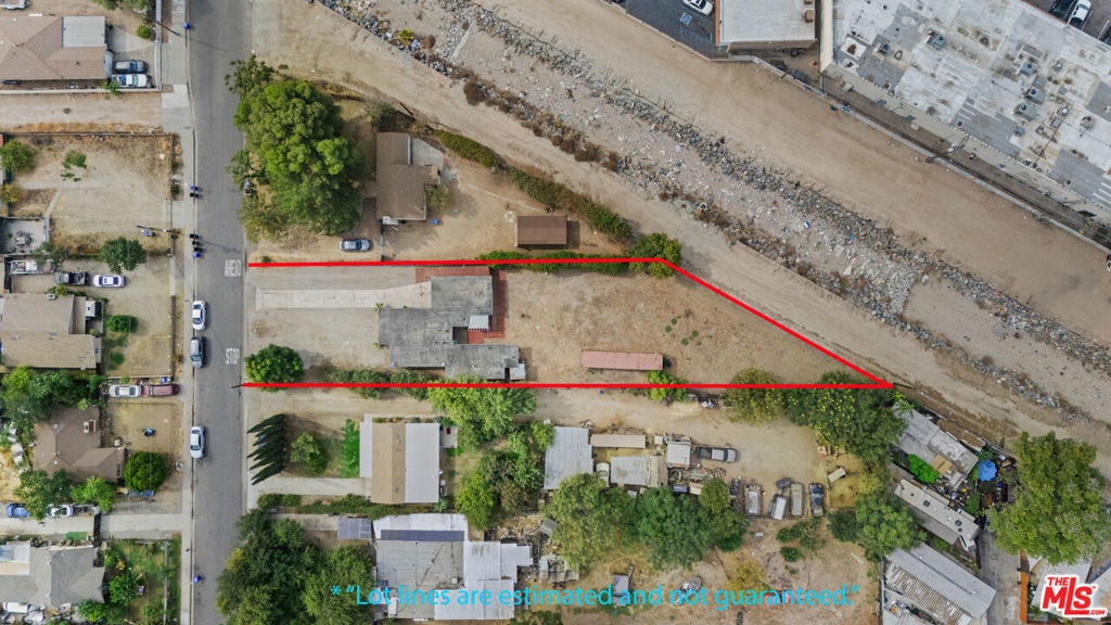 main property photo 25