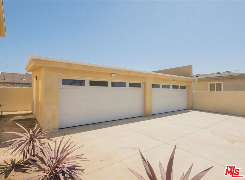 main property photo 65