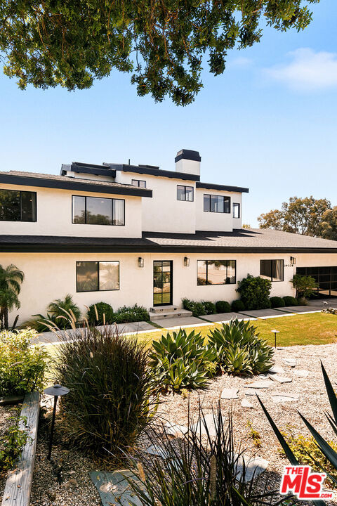 main property photo 37