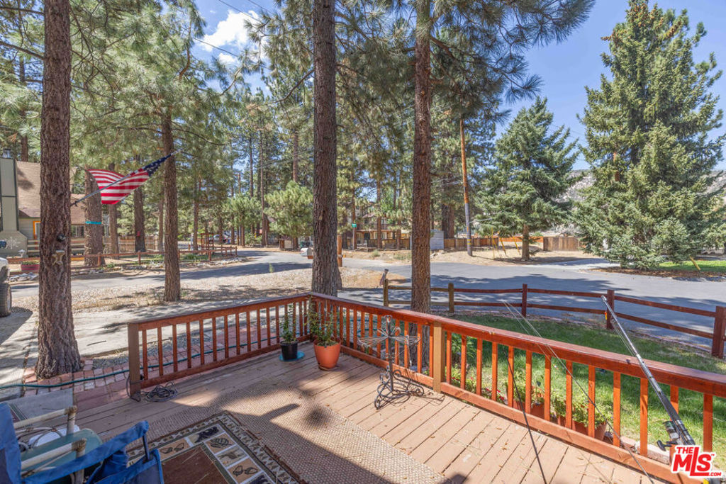 main property photo 23