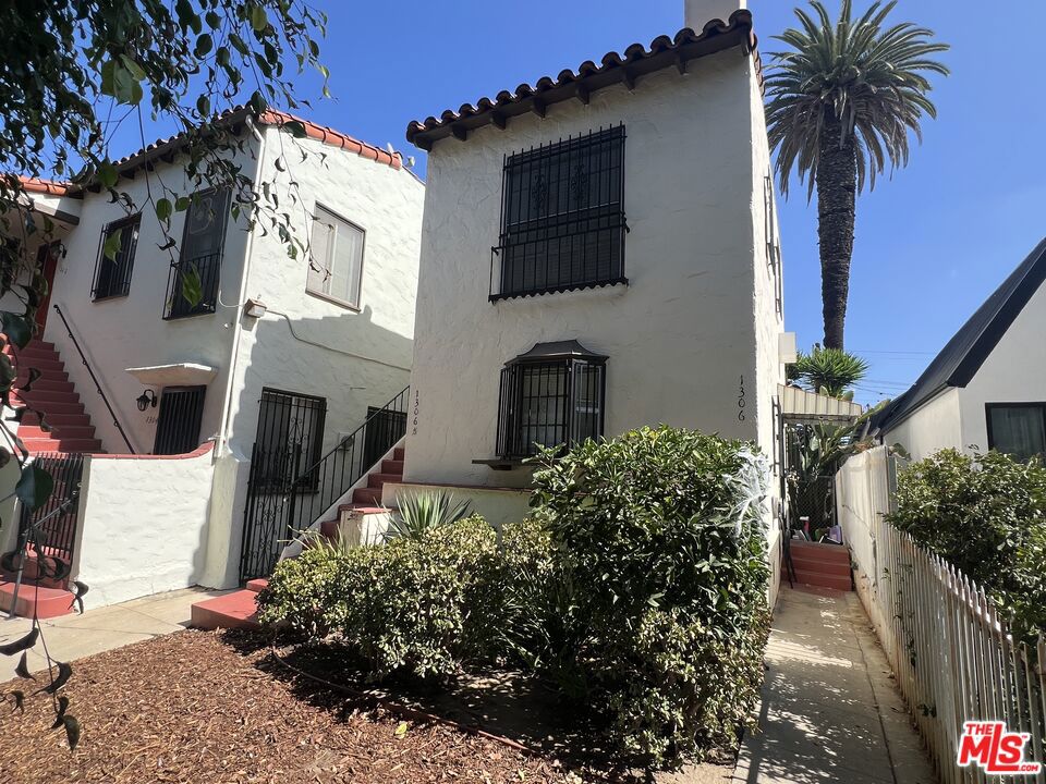main property photo 13