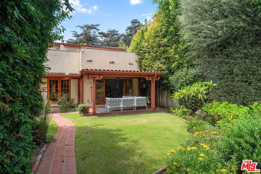 main property photo 44
