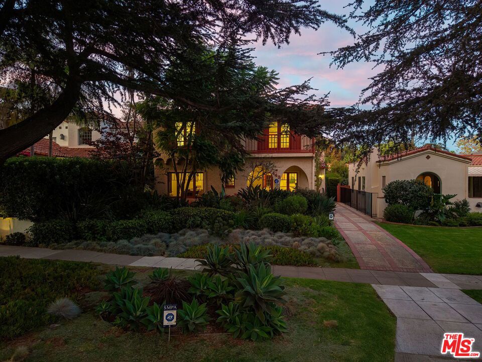 main property photo 48