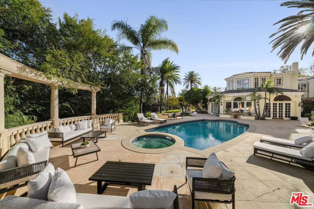 main property photo 35