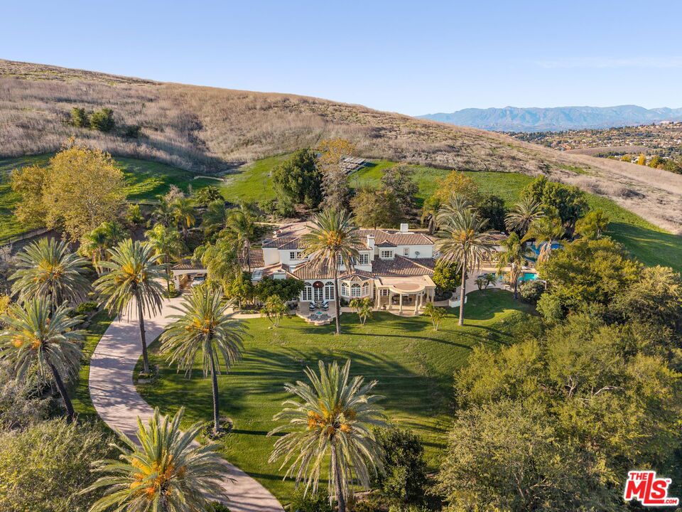 main property photo 41
