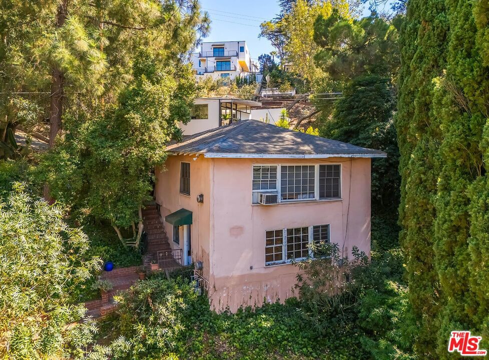 main property photo 48