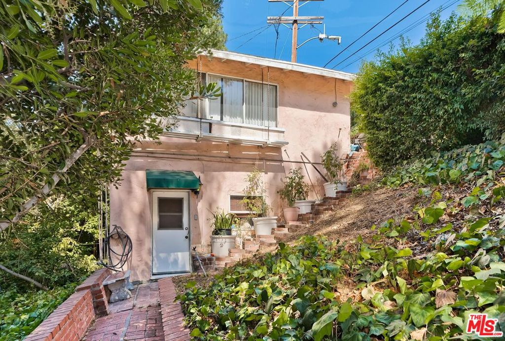 main property photo 49