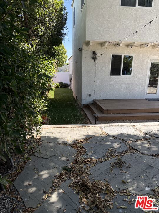 main property photo 50