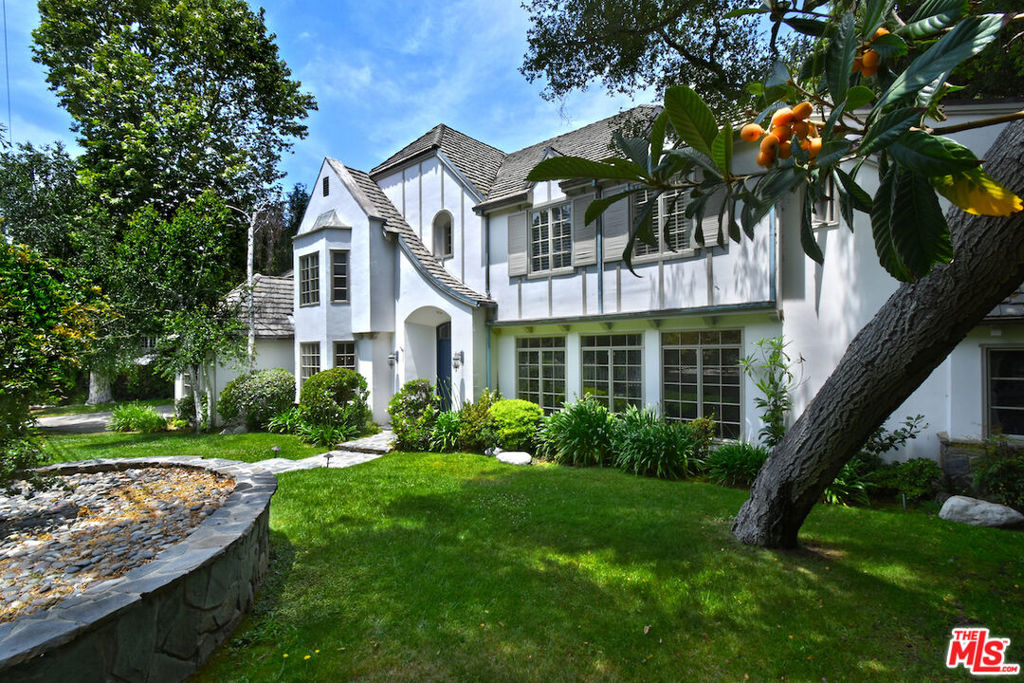 main property photo 2