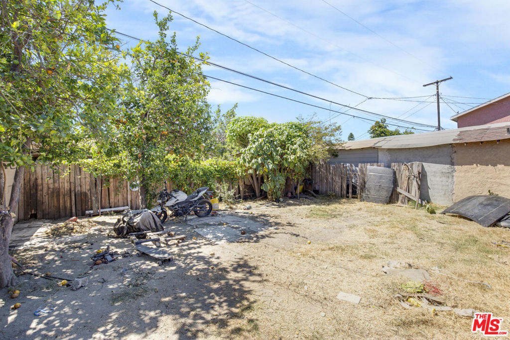 main property photo 12