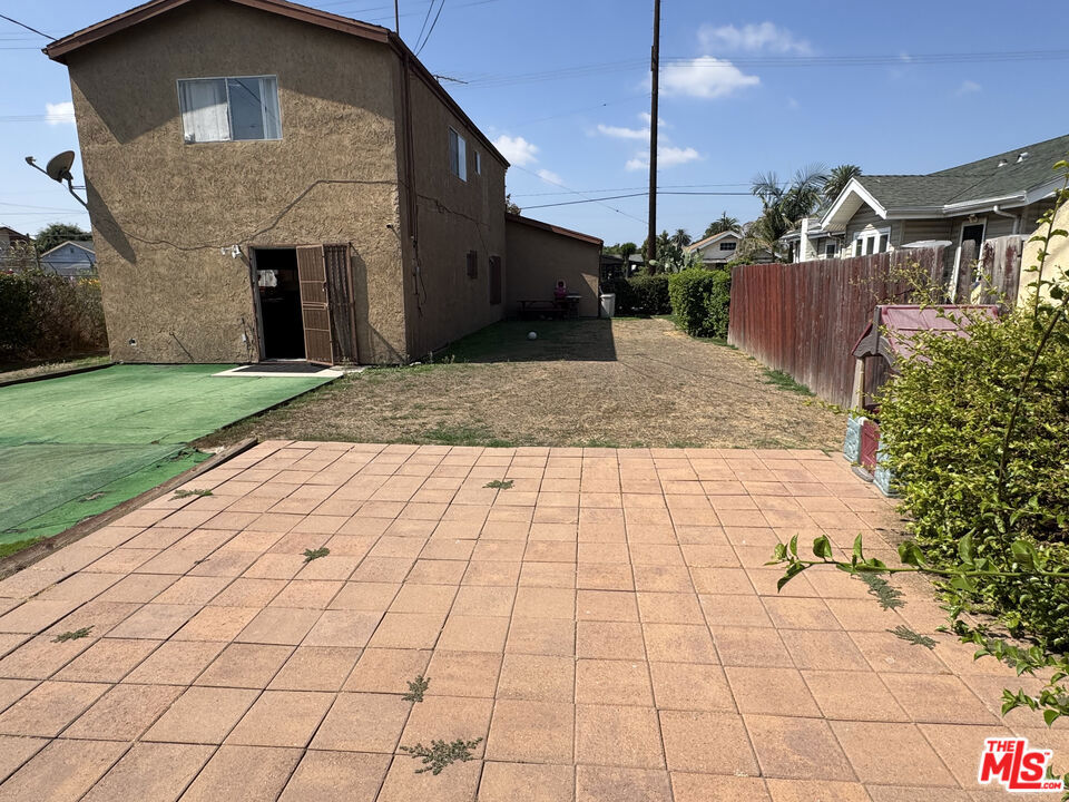 main property photo 16