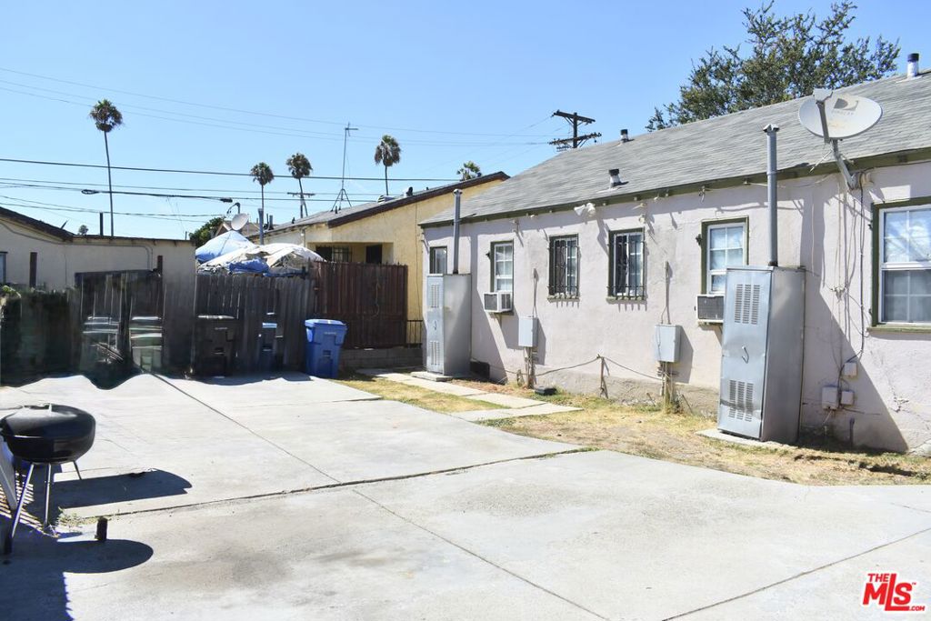 main property photo 16
