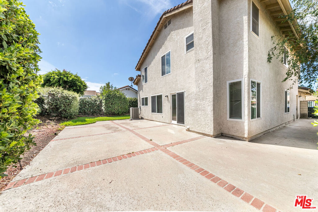 main property photo 29