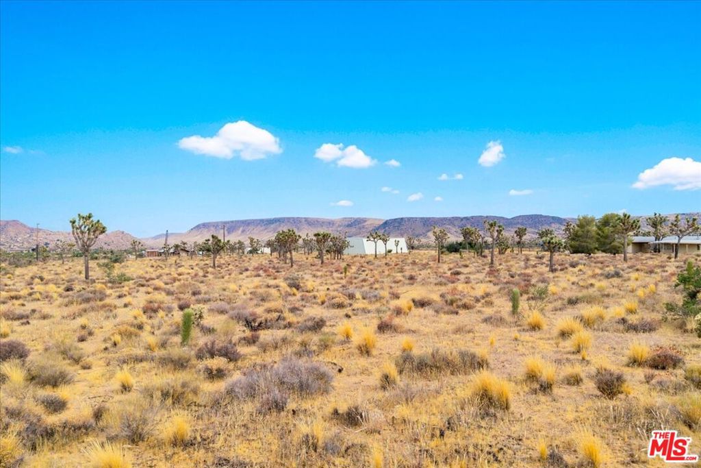main property photo 33