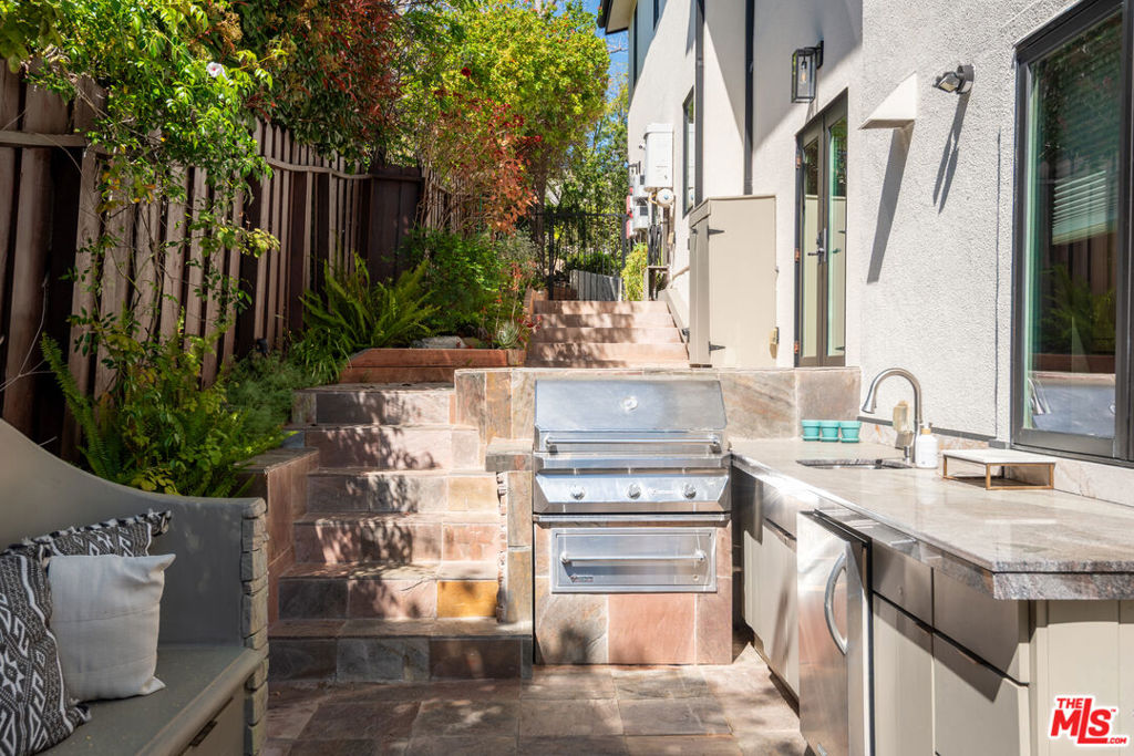 main property photo 60