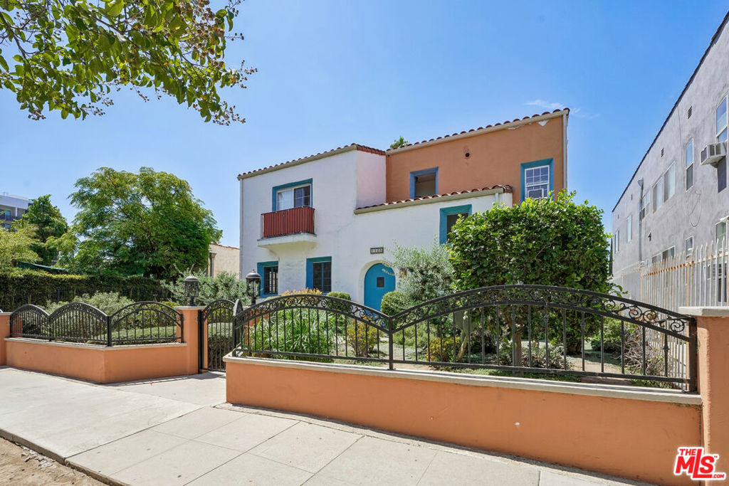 main property photo 3