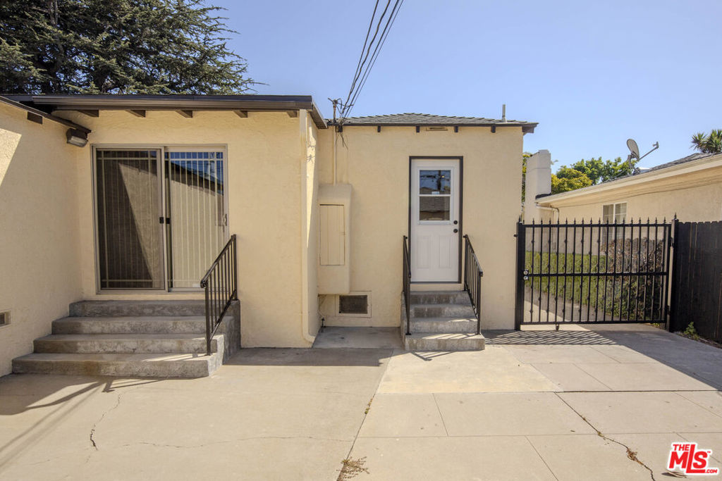 main property photo 22