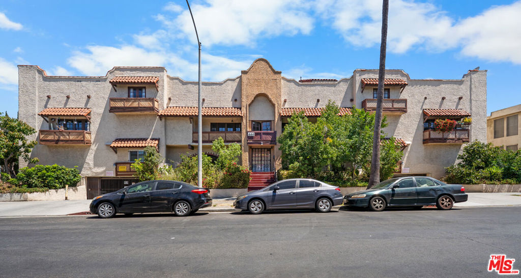 main property photo 35