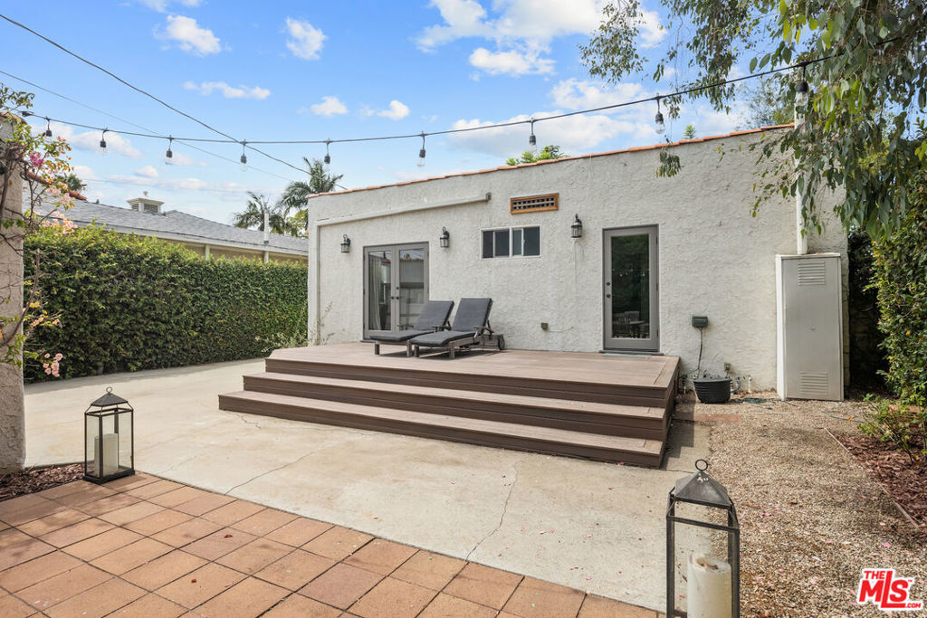 main property photo 17
