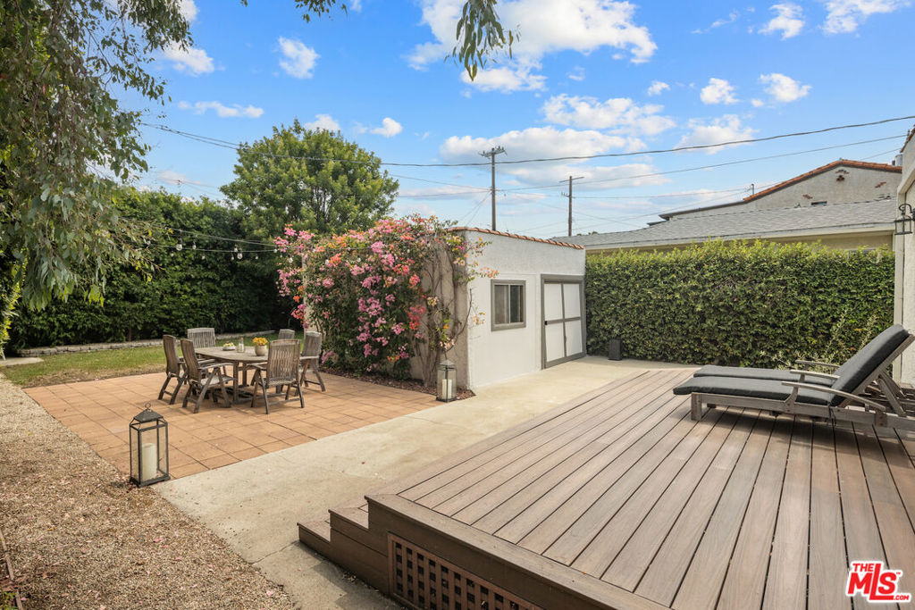 main property photo 20