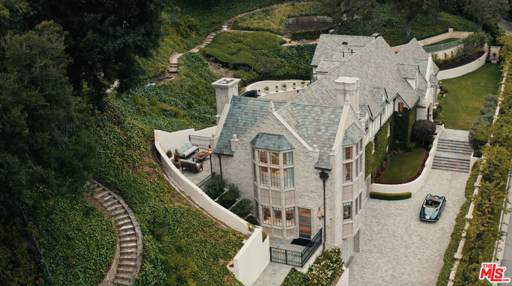 main property photo 49