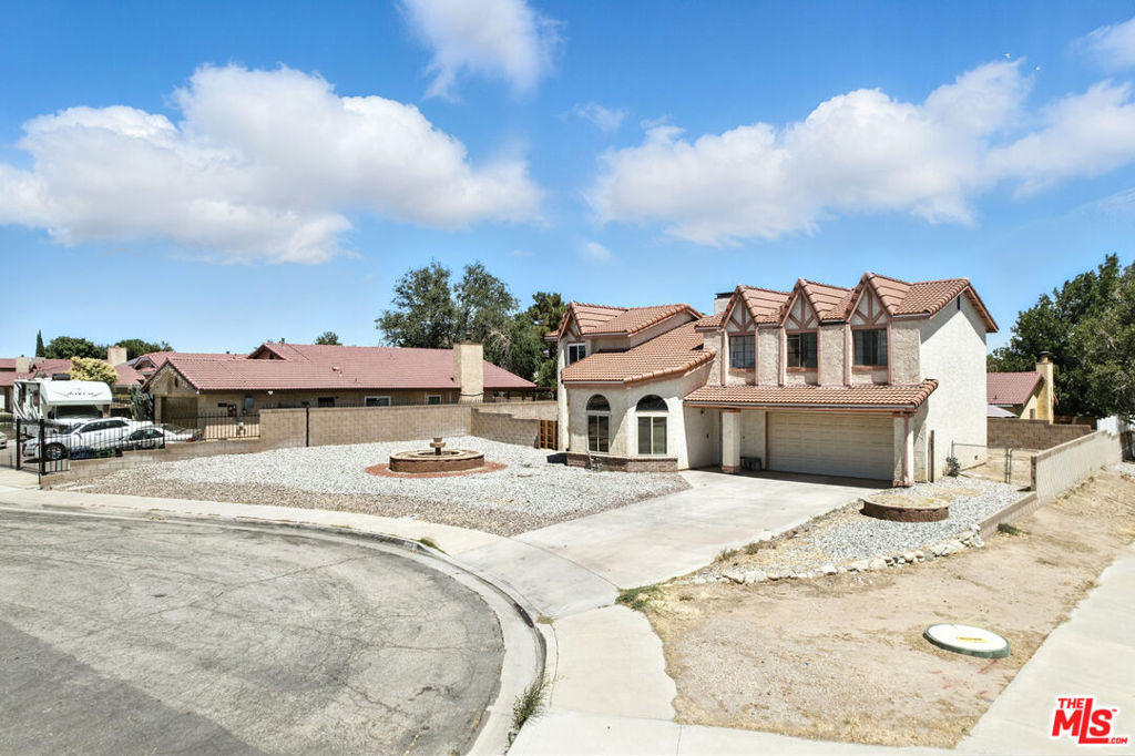 main property photo 5