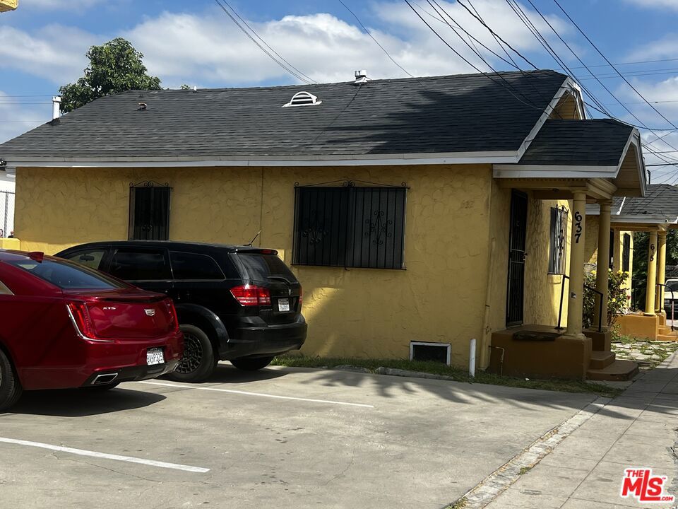 main property photo 7
