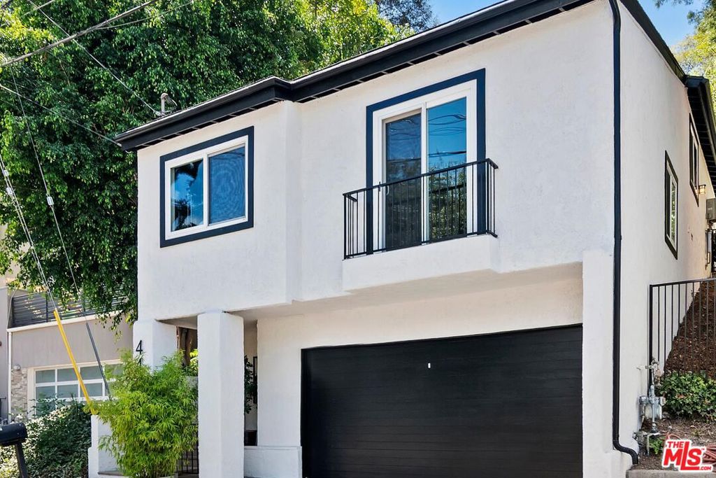 main property photo 59