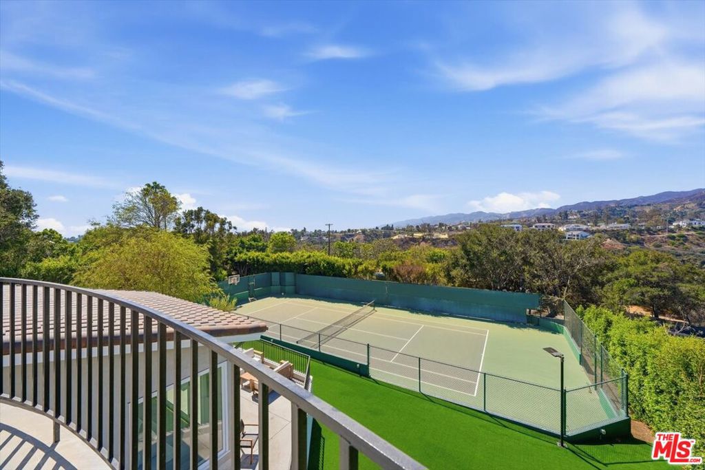 main property photo 50