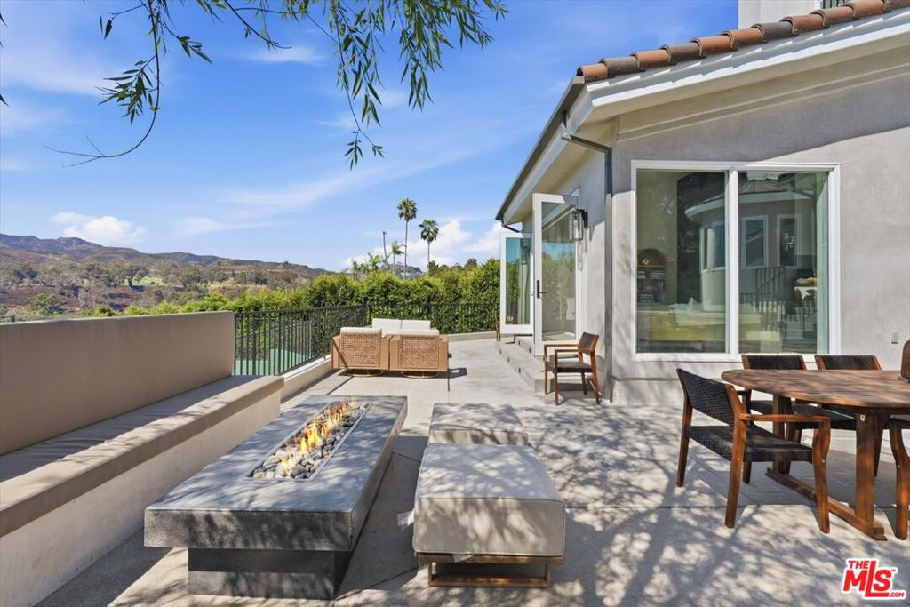 main property photo 54