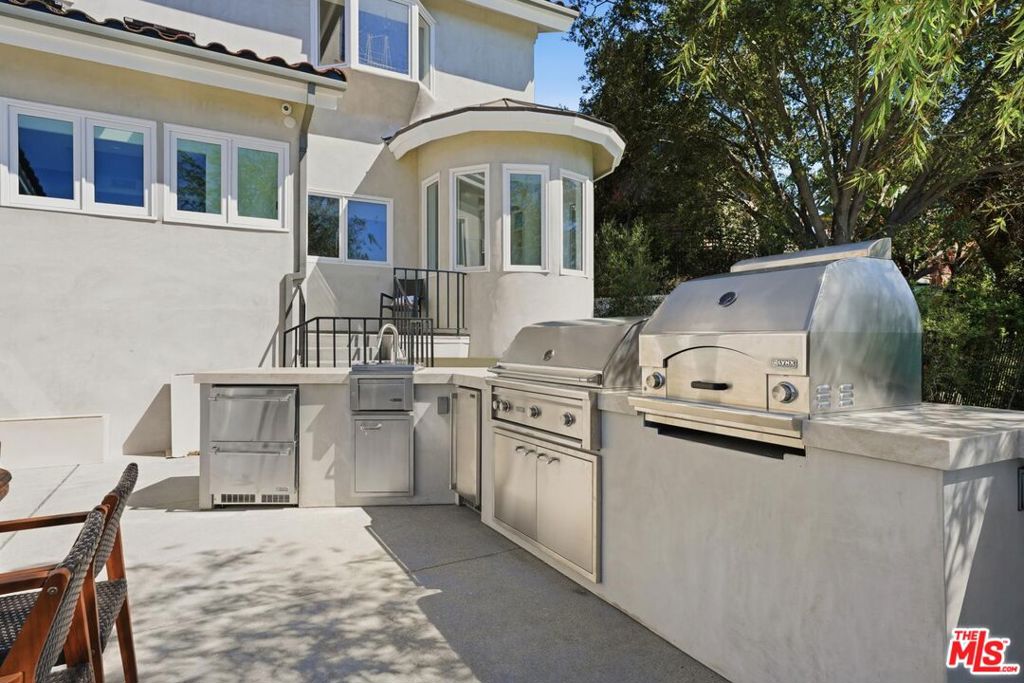 main property photo 58
