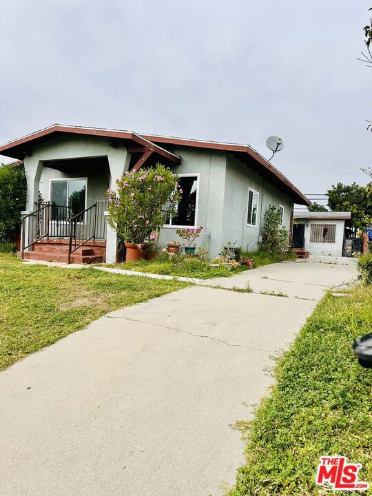main property photo 1