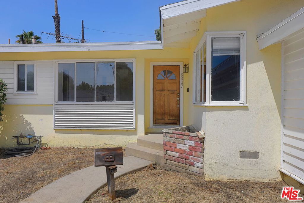 main property photo 3