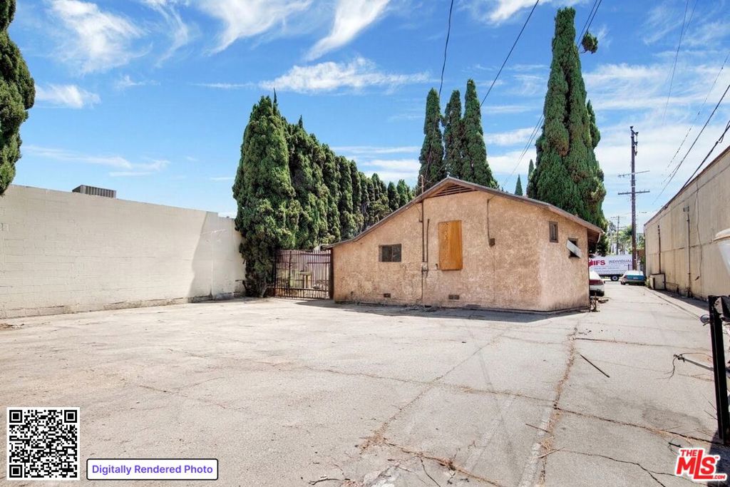main property photo 10