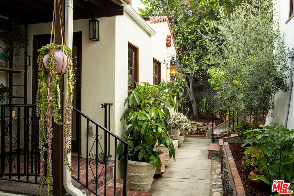 main property photo 68