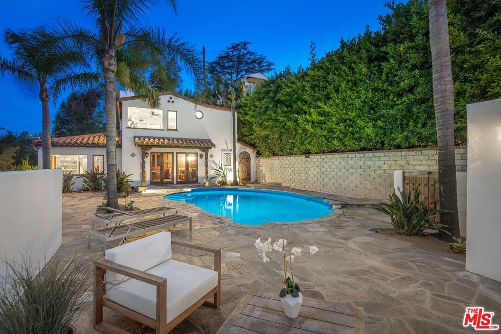 main property photo 34